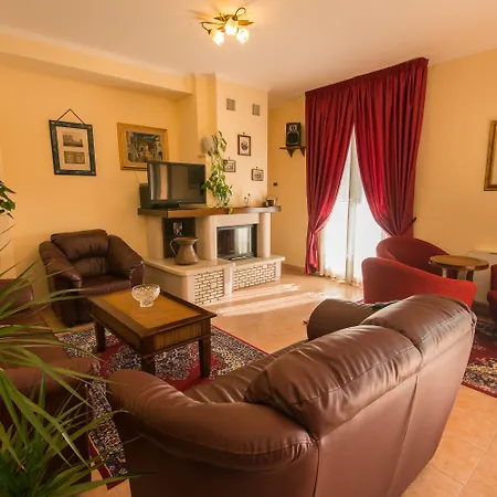 Hotel Della Corte 2*