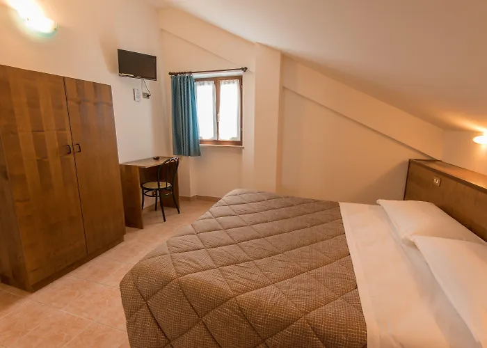 Ξενοδοχείο Della Corte 2*