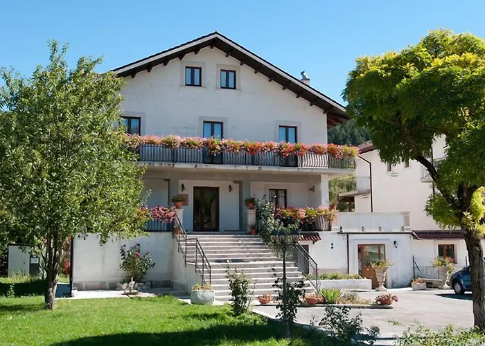 Della Corte Hotel 2*